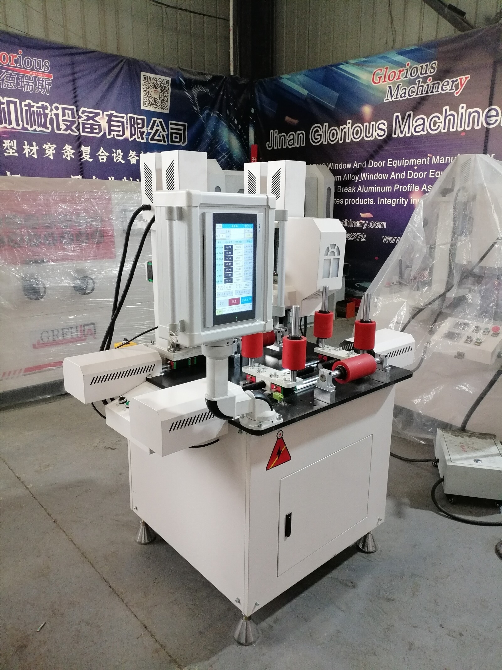 數(shù)控技術(shù)在鋁型材加工中滿足復(fù)雜形狀需求的方式